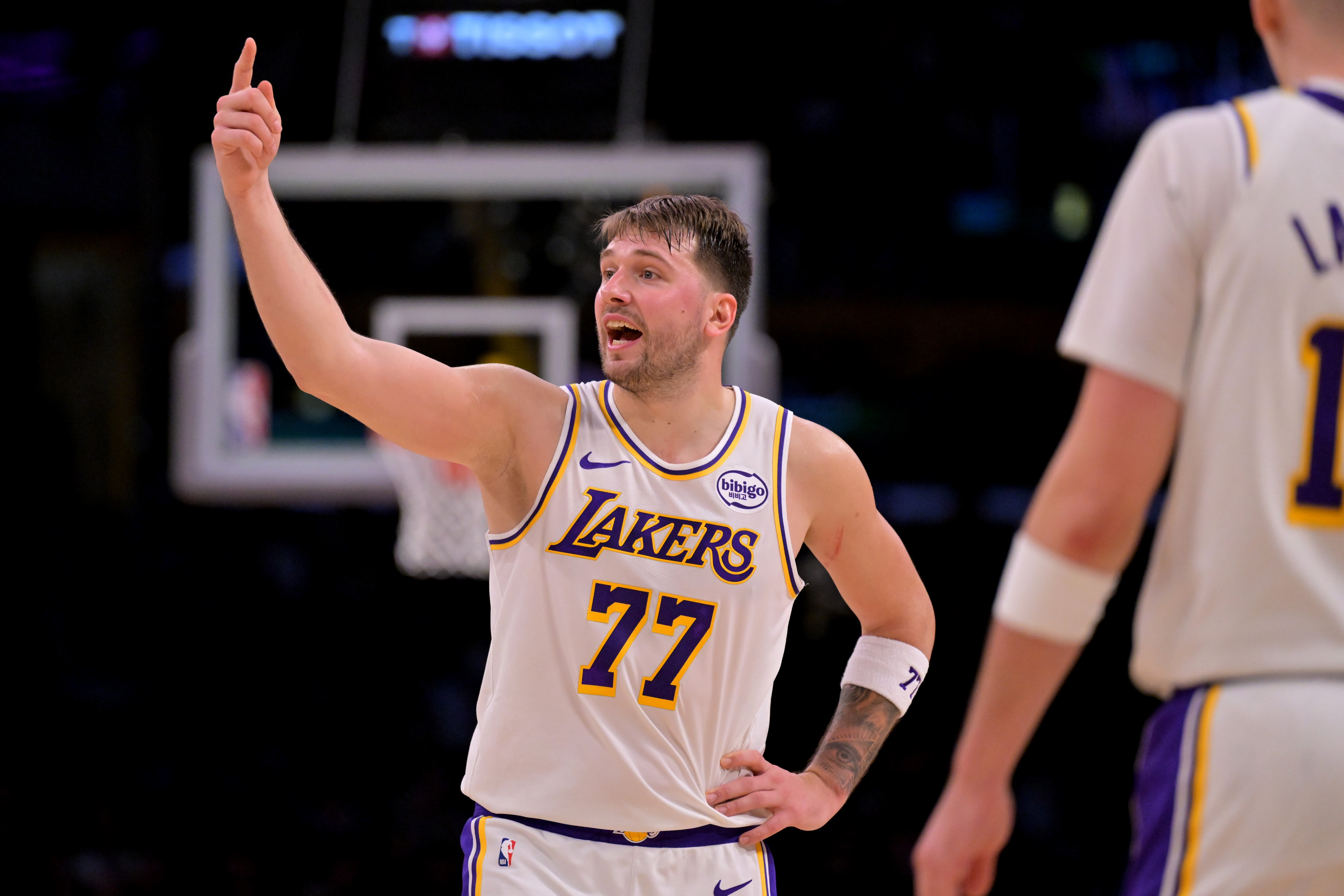 hth-帕森斯：让东契奇一人主导进攻就会这样 没什么交易能让湖人质变